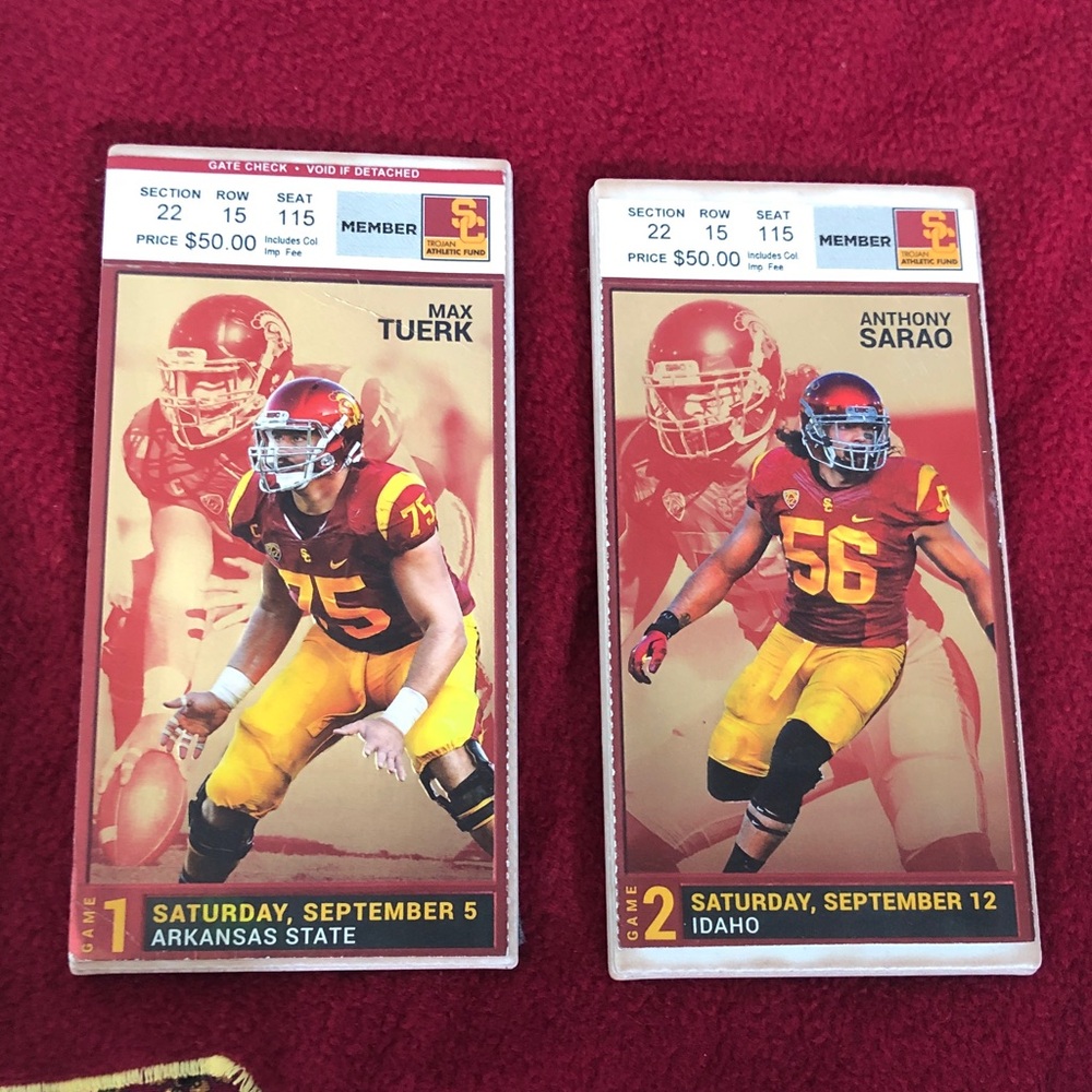 USC Trojans Fan Collectible Bundle 2 keychains, football pins,mug, blanket ticke - Picture 4 of 16